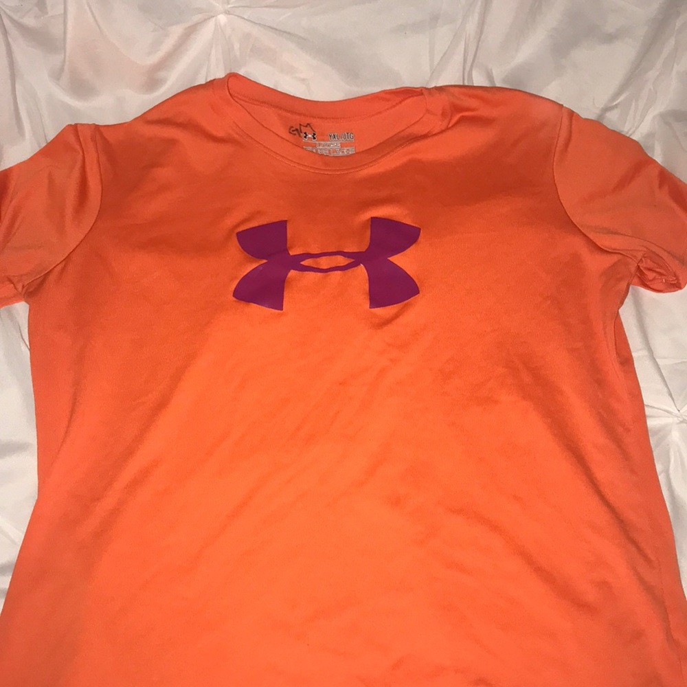 sport shirt